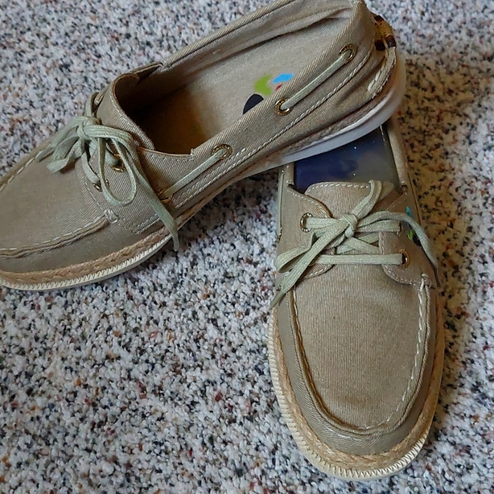 Margaritaville loafers NWOB